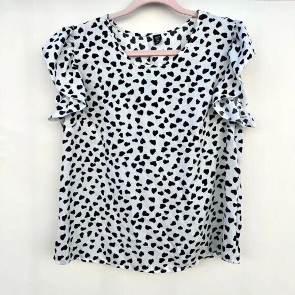 Shein Curve Blouse Size 0XL Hearts print Ruffled sleeves Black and White - Picture 1 of 4